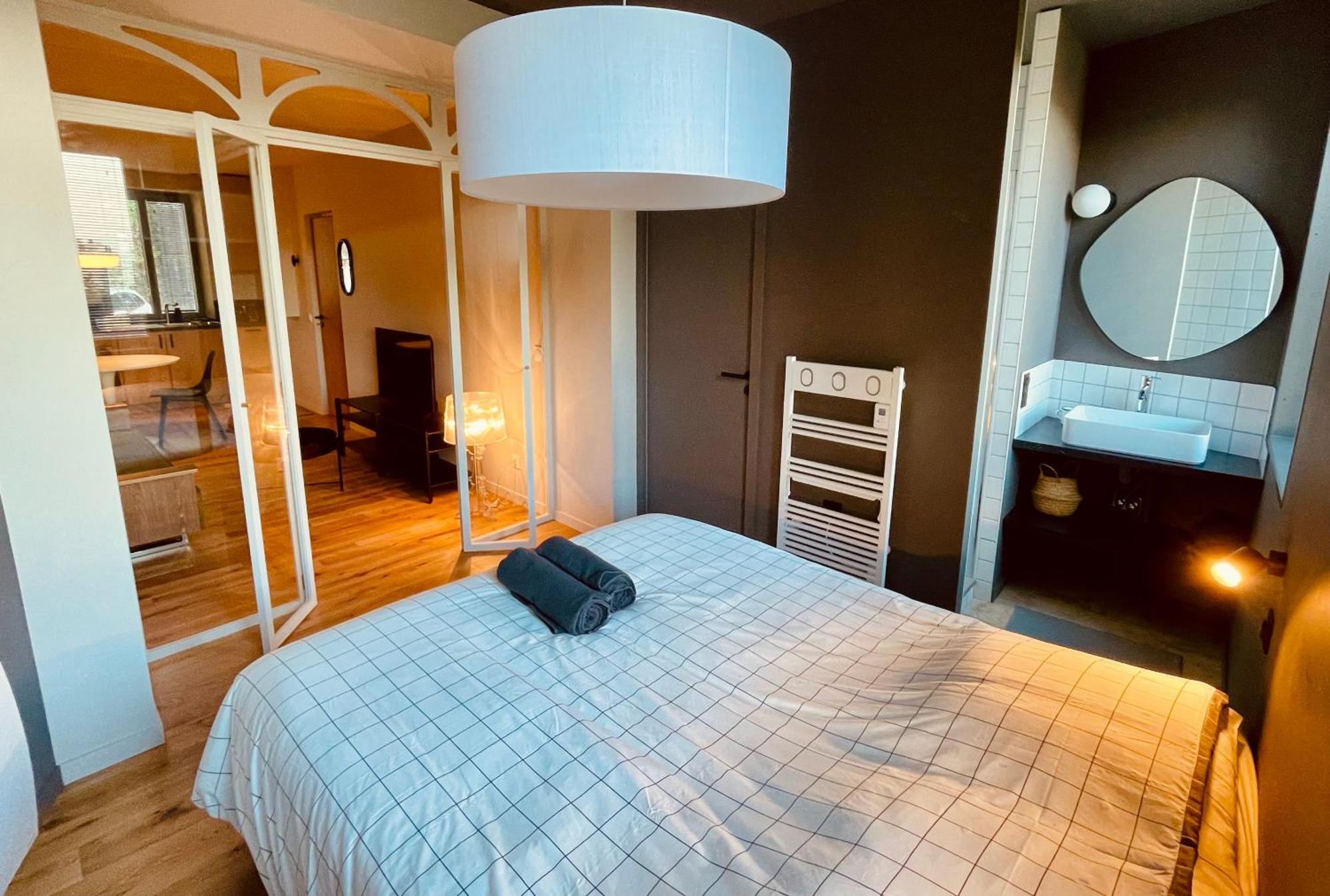 Les Suites D'Angouleme - Proche Gare Et Centre Ville - Haut De Gamme エクステリア 写真